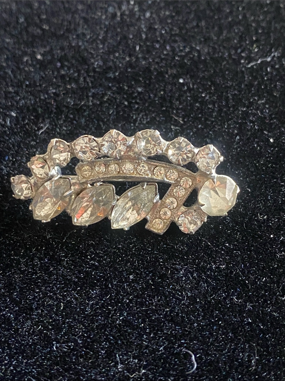 Vintage Art Deco Rhinestone Brooch